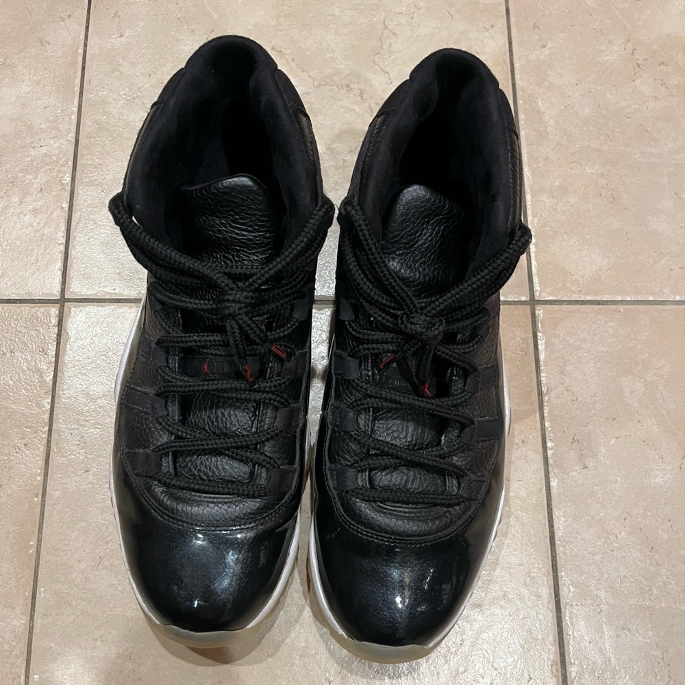 Nike Jordan’s 72-10’s Jordan 11 Size 11.5 Guc